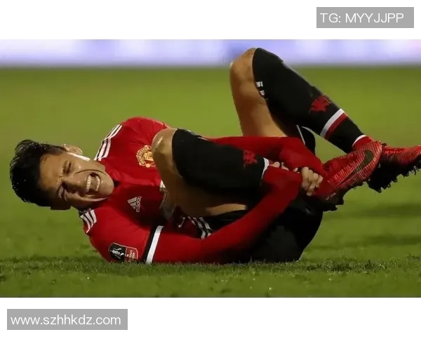 中超精彩对决曼联逆转国米战术解析引发全场热议