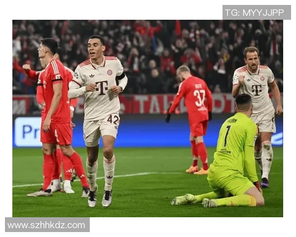 德甲激战：本菲卡逆转里昂全场沸腾精彩集锦回顾