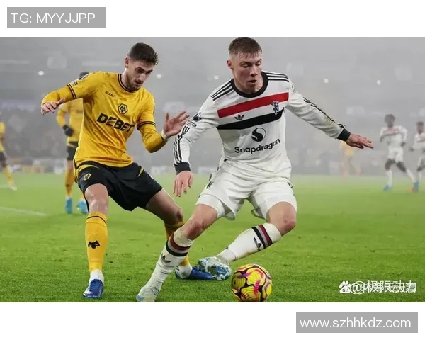 英超激战AC米兰5-0大胜利物浦乌龙球引发全场争议判罚热议